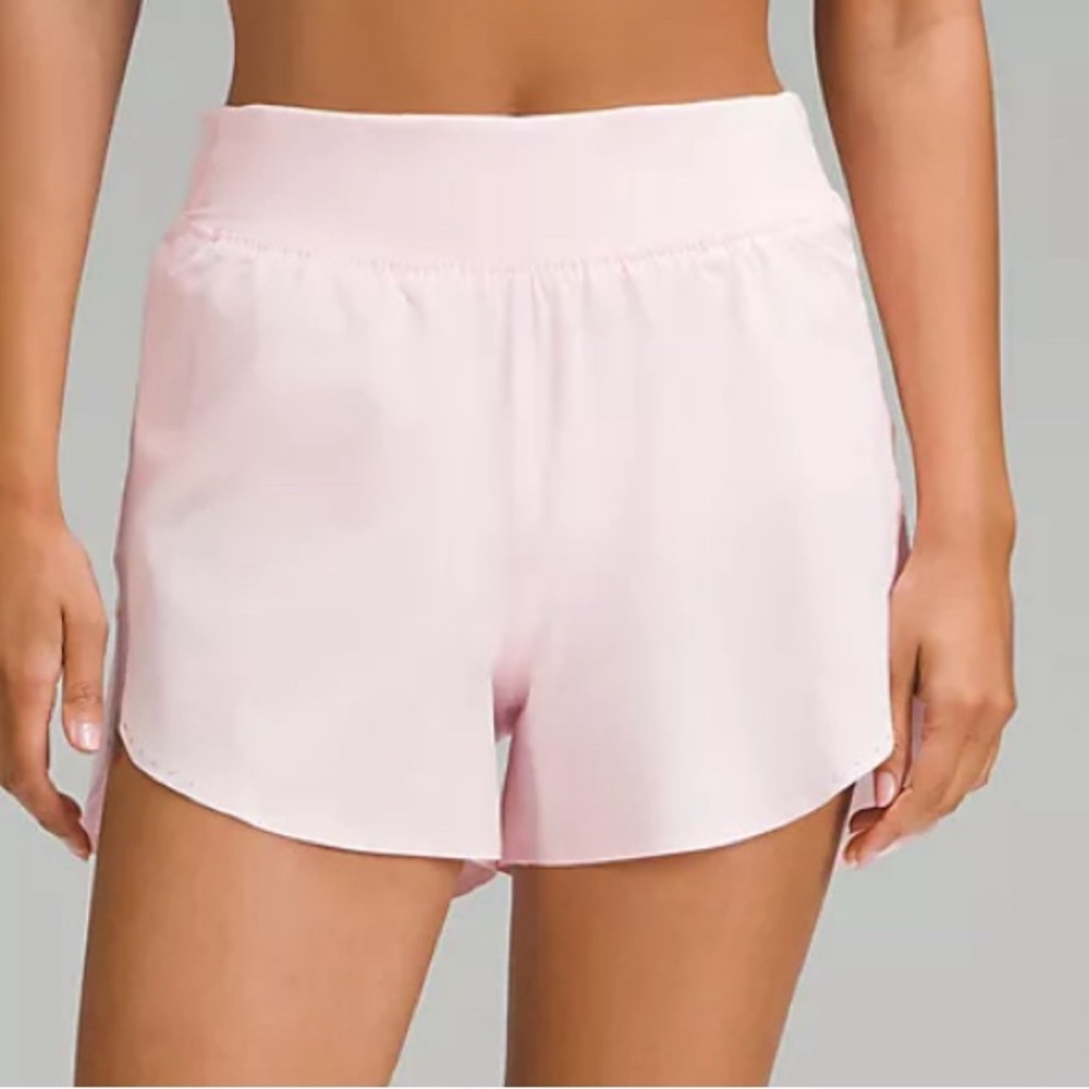 Fast and Free Reflective High-Rise Classic-Fit Short 3"